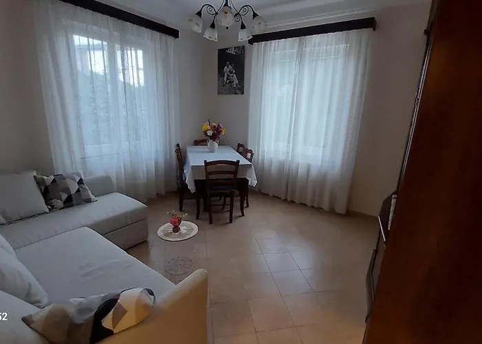 La Casa Dei Nonni, Un Angolo Di A 5 Minuti Dal Mare بيت للعطل